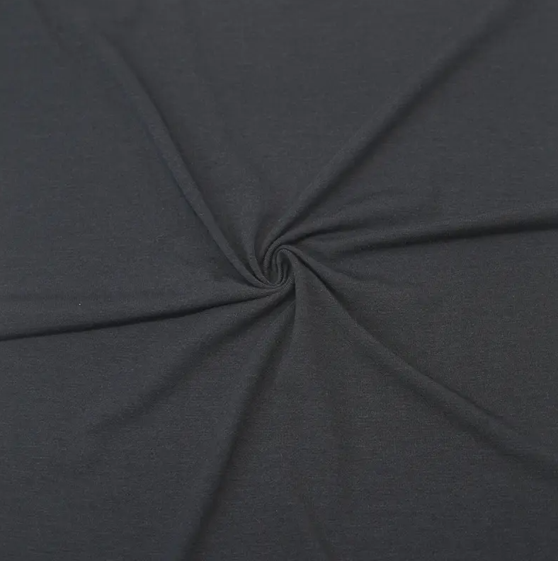 Vilket är bättre, fleece eller termiskt tyg?